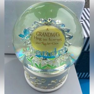 Things Remembered Grandma Snow Globe New